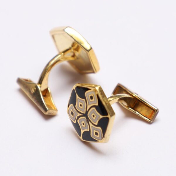 Floral Hexagen Off White & Black Cuffling - Image 4