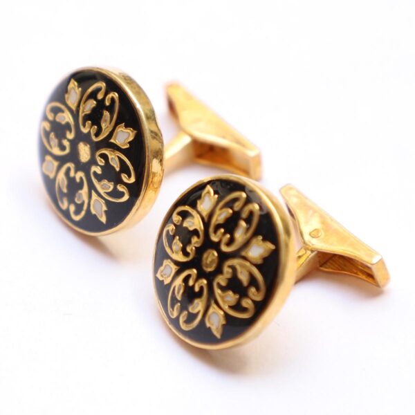 Floral Round Black Cuffling - Image 2