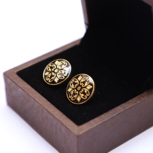 Floral Round Black Cuffling - Image 3