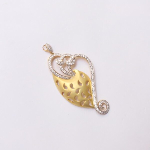 Frosting Gold Plated Unique Paisley Pattern Filigree Pendent Set - Image 3