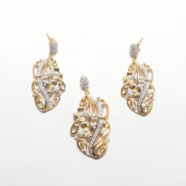 Frosting Gold & Silver Plated Round Floral with Sun Rays Filigree Pendent Set