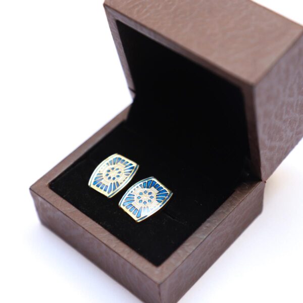 Floral RECTANGLE Blue & Off White Cuffling - Image 3