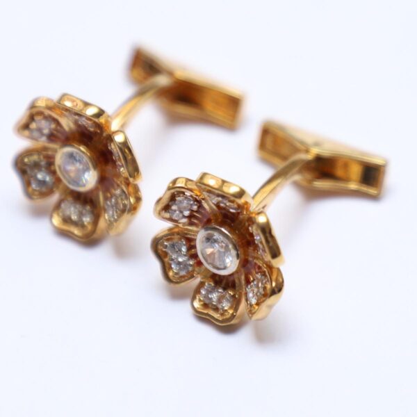 Flower Flower Gold Plated Cuffling - Image 2