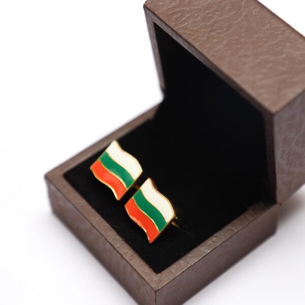 Bulgaria Flag Cuffling - Image 4