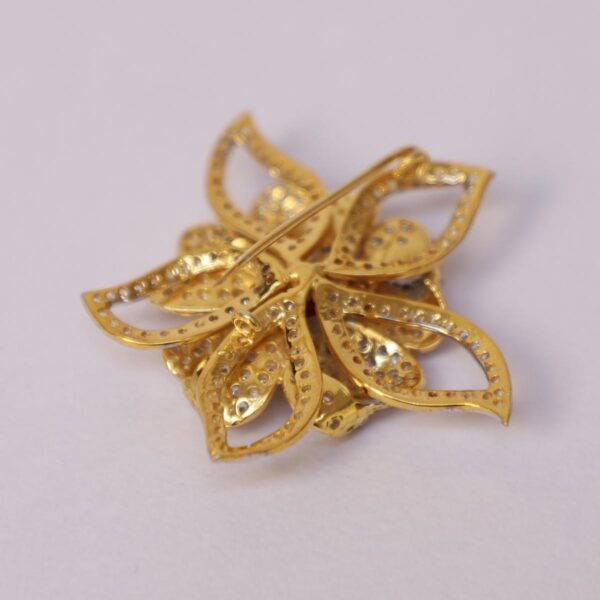 Brooch Gold Flower - Image 3