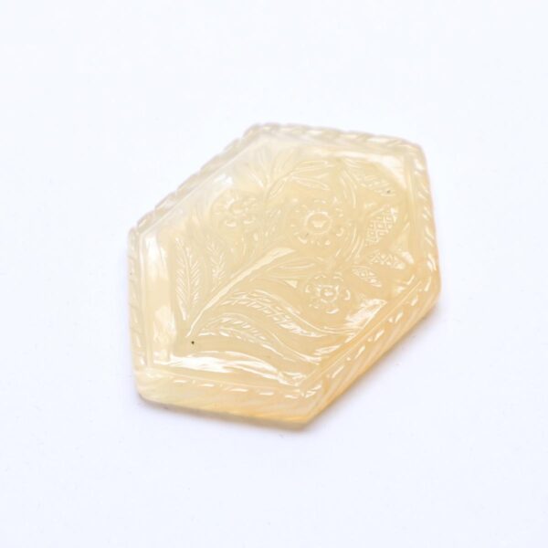 Agate Mughal Carving  Pendent - Image 4